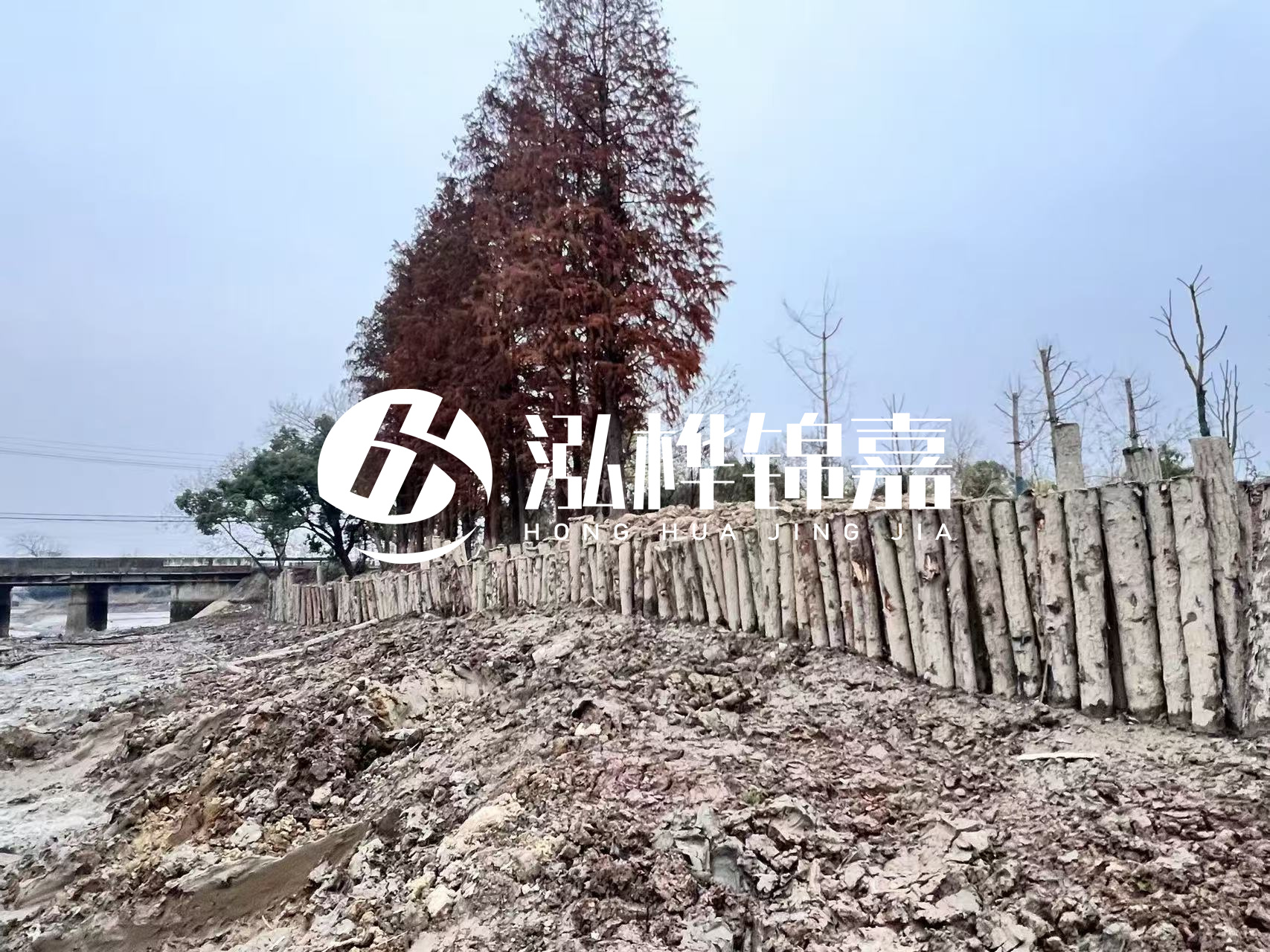 平涼挖機打木樁專業施工-松木樁工程量怎么計算的？