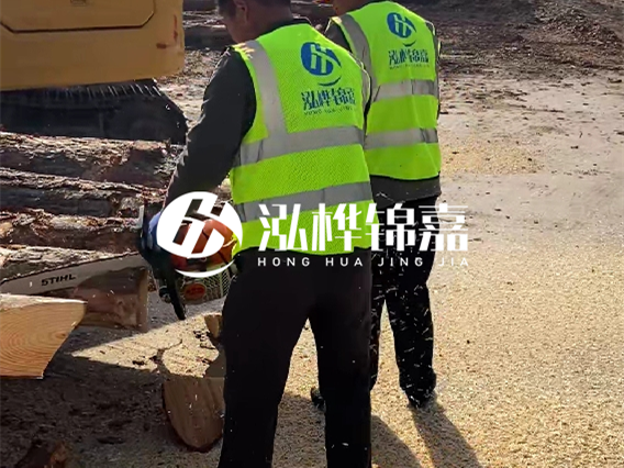 護(hù)坡木樁哪里有的買？2米松木樁直徑14價格多少錢？