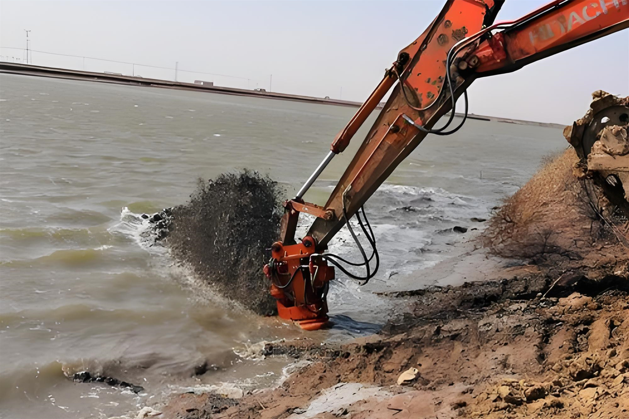 廣西貴港挖機清淤施工隊 - 挖機清淤每立方成本怎么計算?