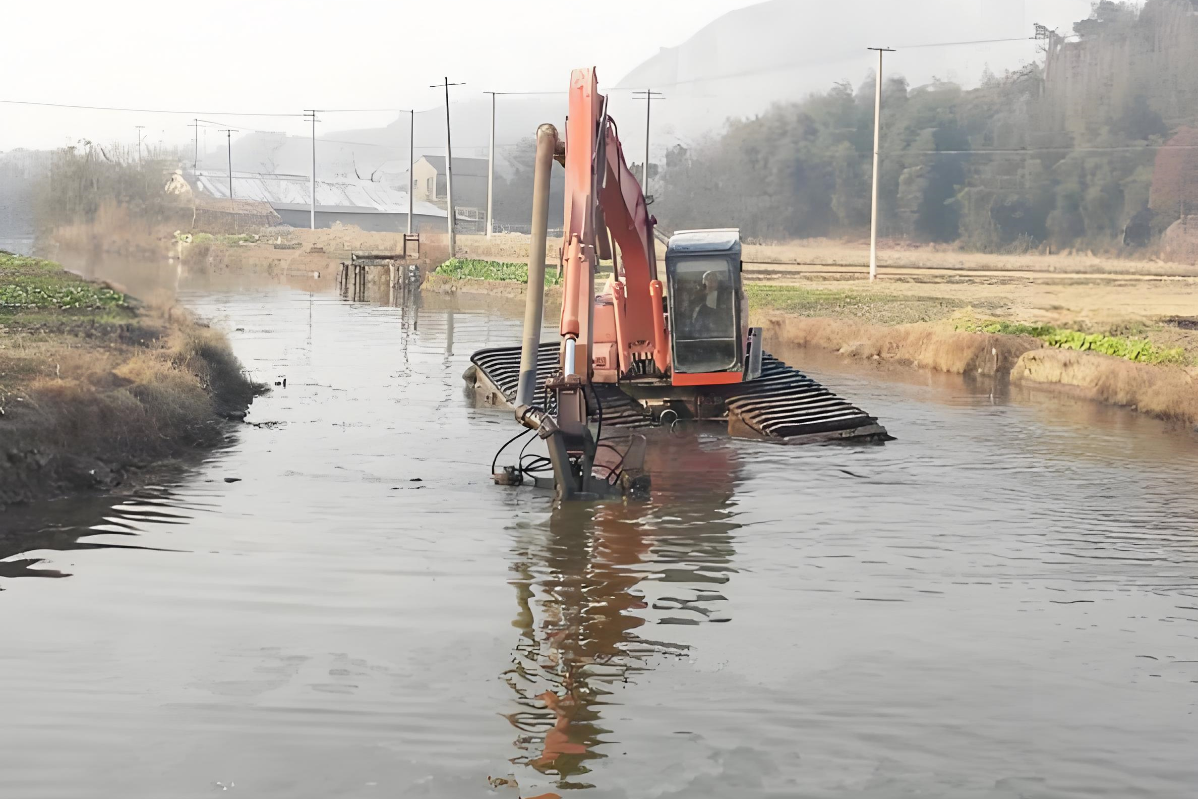 重慶渝中水上挖機清淤隊 - 魚塘清淤的成本大概是多少?