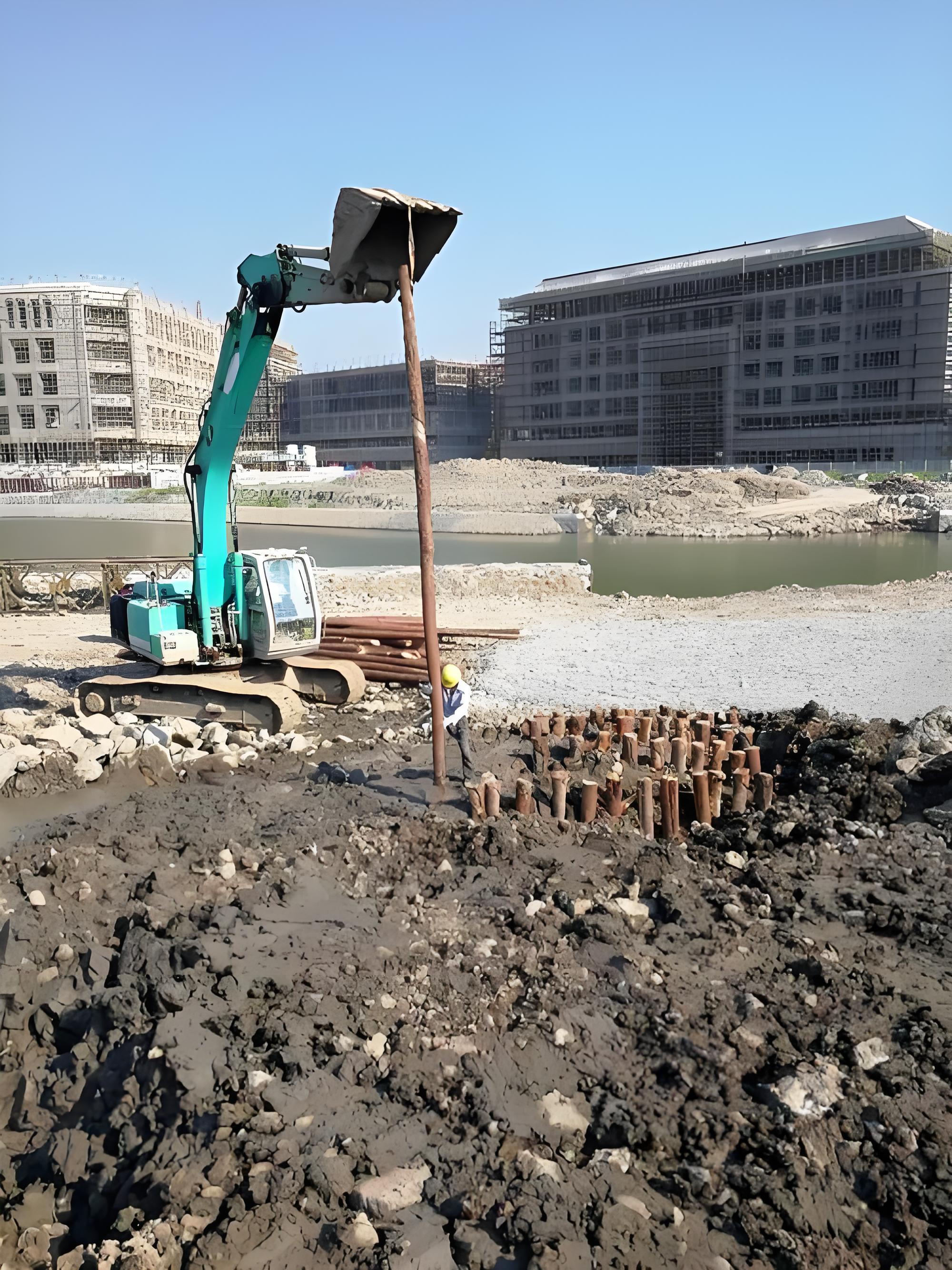 農村建房打松木樁合適嗎？和打水泥樁比哪個好？